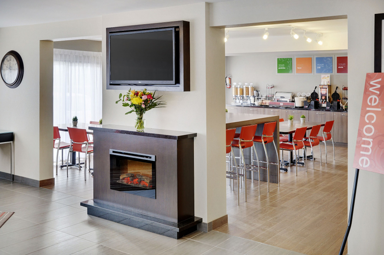 Food & Drinks 5, Comfort Inn Kirkland Lake, Timiskaming