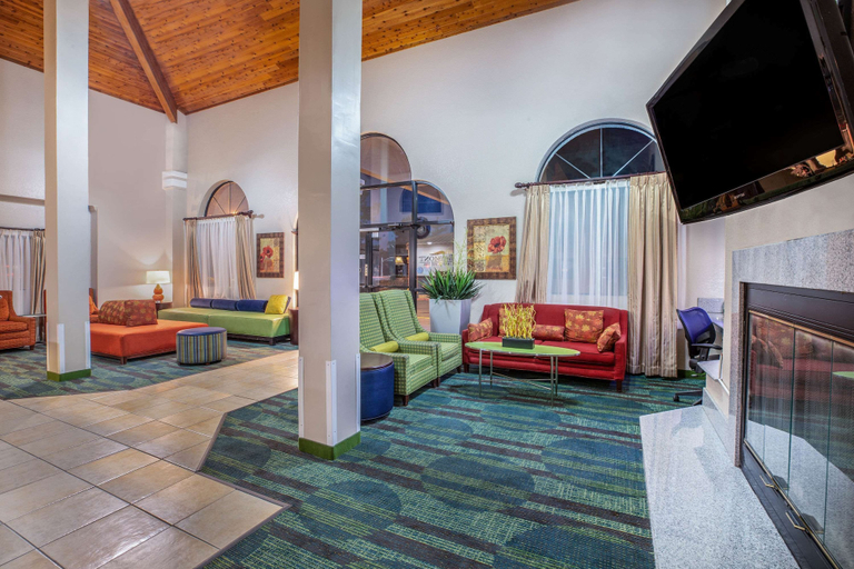 Others 5, Baymont by Wyndham Tehachapi, Kern