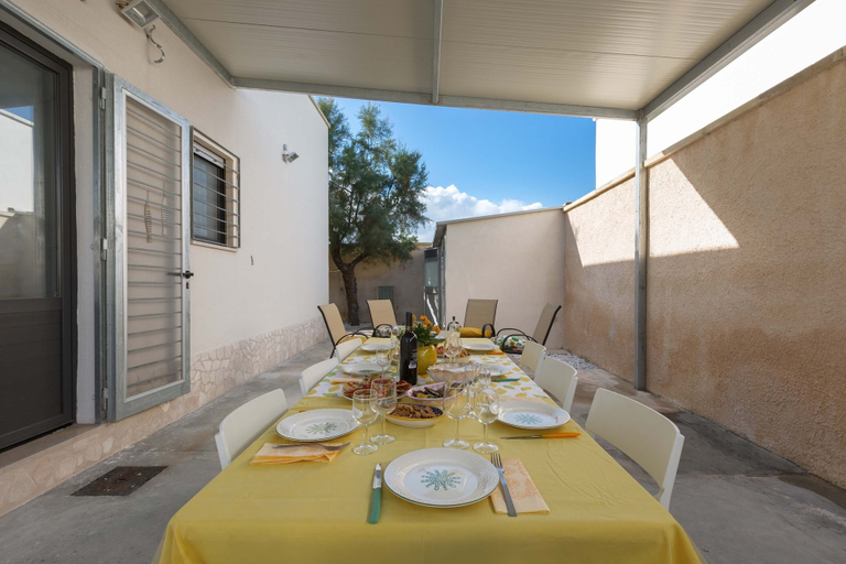 Exterior 2, 2126 Villa Ippocampo - Appartamento Blu by Barbarhouse, Taranto
