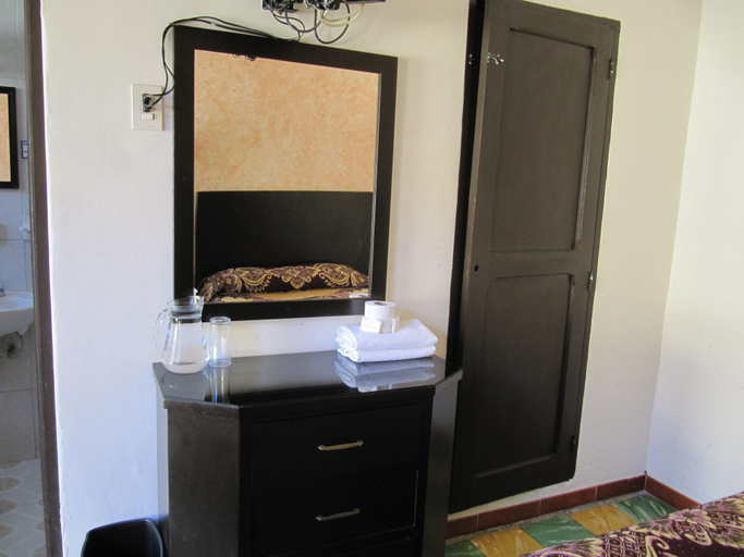 Bathroom 4, Hotel Amparo, Veracruz