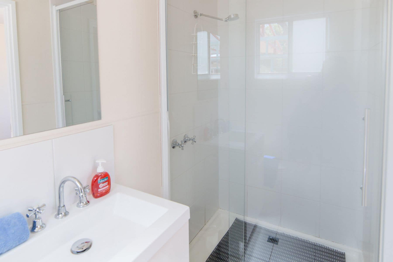 Bathroom 4, Mackerel Islands, Ashburton
