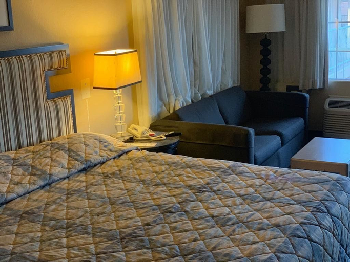 Bedroom 2, Calipatria Inn And Suites, Imperial