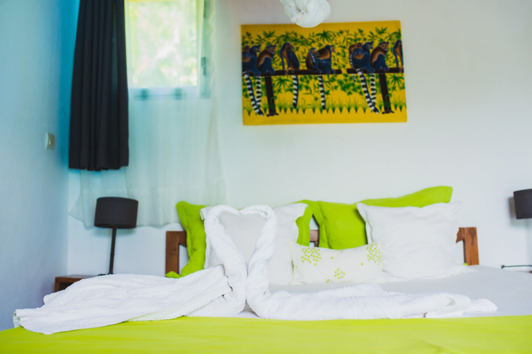 Bedroom 2, Karibotel, Analamanga