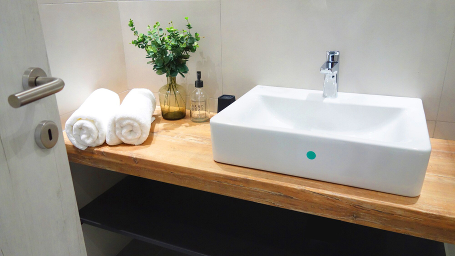 Bathroom, Casa Budva Apartments