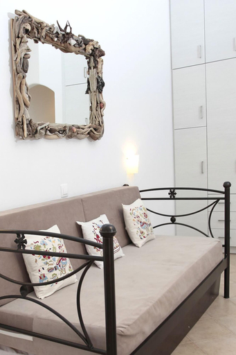 Bedroom 3, Anemonisia Skyrian Living, Central Greece