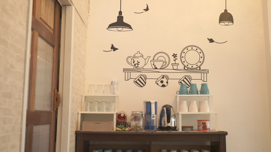 Food & Drinks 5, Blue Jasmine Hostel, Pathum Wan