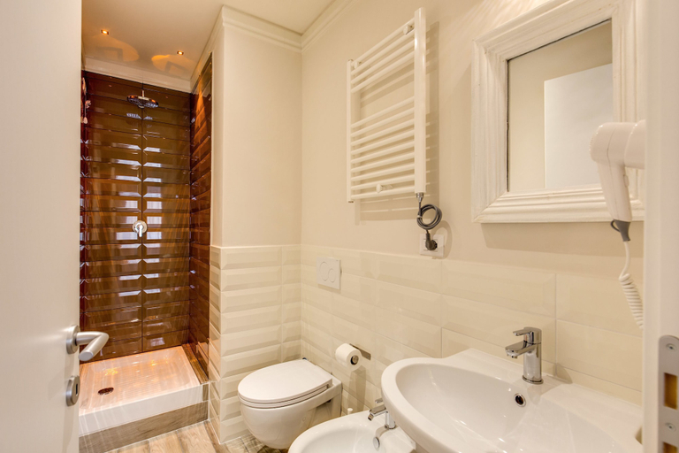 Bathroom 4, Casa Tua Vaticano Guest House, Roma