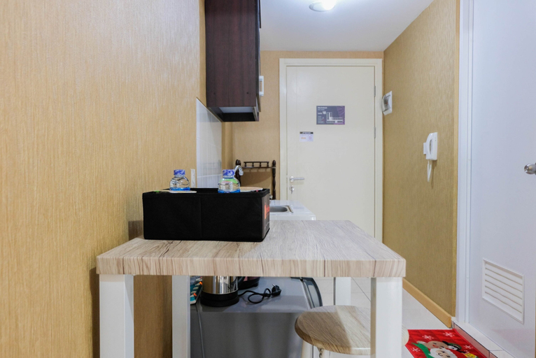 Others 5, Luxury and Cozy Studio M-Town Apartment, Tangerang