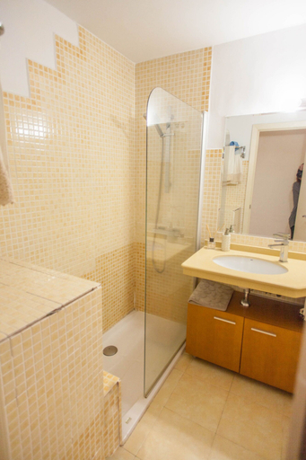 Bathroom 4, Las Cañas, Cádiz
