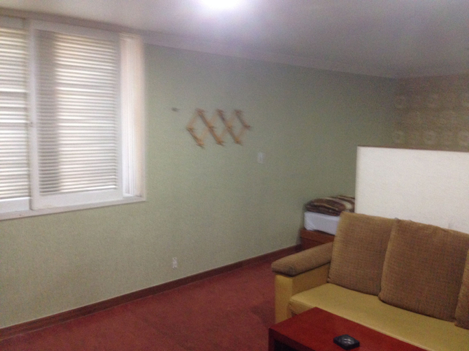 Bedroom 2, Goodstay Herotel, Buk