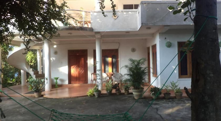 Exterior & Views 4, Pleasure Island, Dambulla