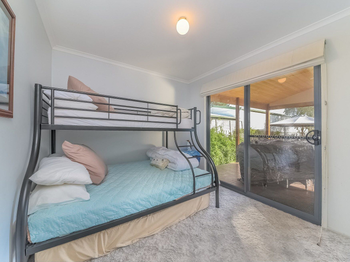 Bedroom 2, 4 Lansell Alfresco in Cowes, Bass Coast - Phillip Is.