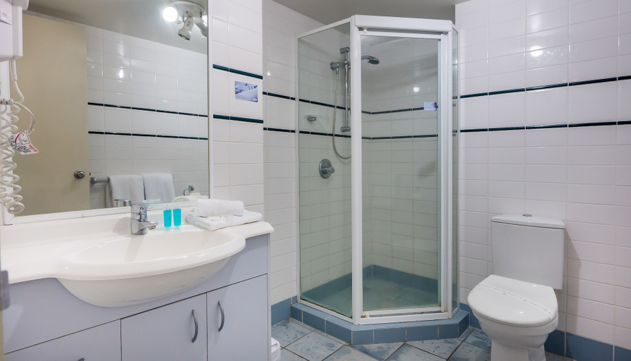 Bathroom 4, Santa Anne By The Sea, Gold Coast