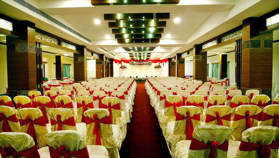 Business Facilities 18