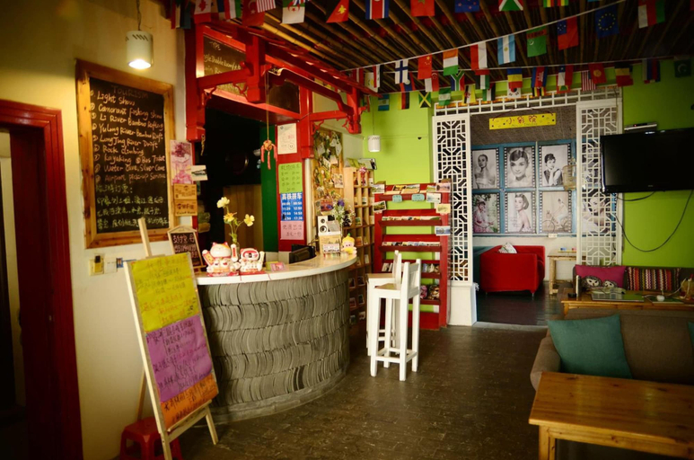 Food & Drinks 5, How Flower Hostel Yangshuo, Guilin