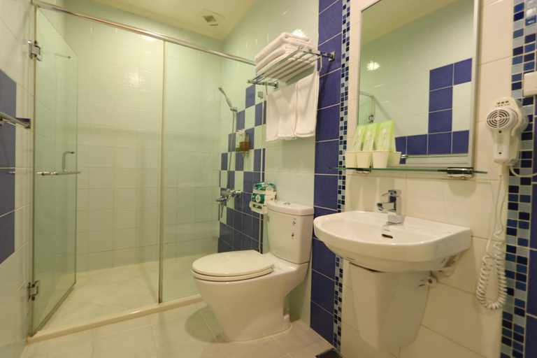 Bathroom 3, Doll House Lodge, Pingtung