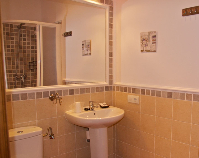 Bathroom, El Balcón De Alange Guesthouse, Badajoz