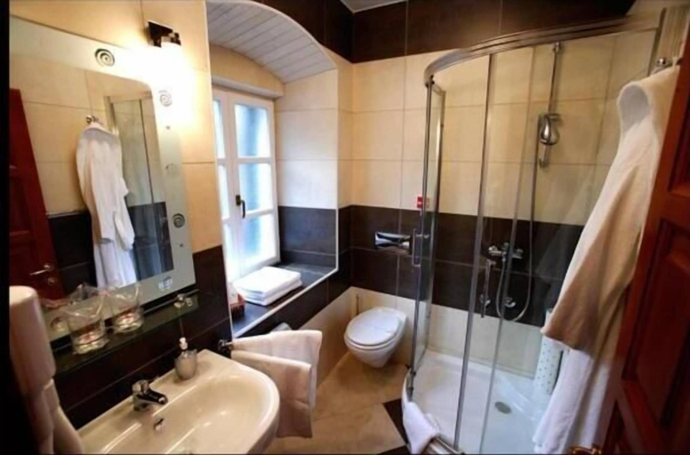 Bathroom 4, Rooms Toni Split, Split