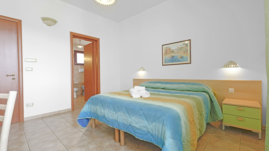 Bedroom 4, Casa Del Sole Relax Room, Lecce