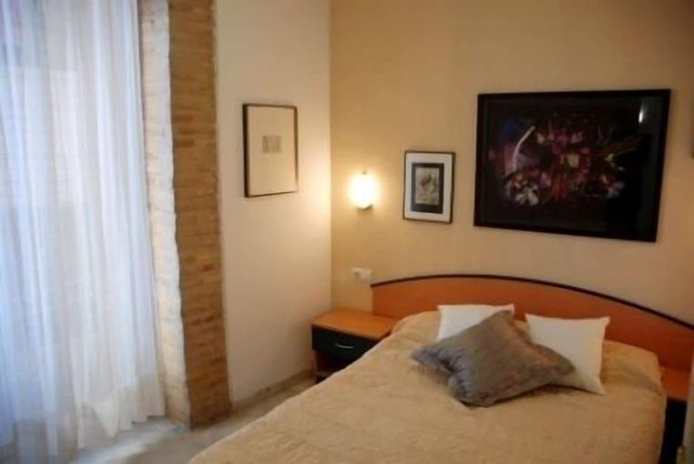 Bedroom 3, Holastays Trinidad, Valencia