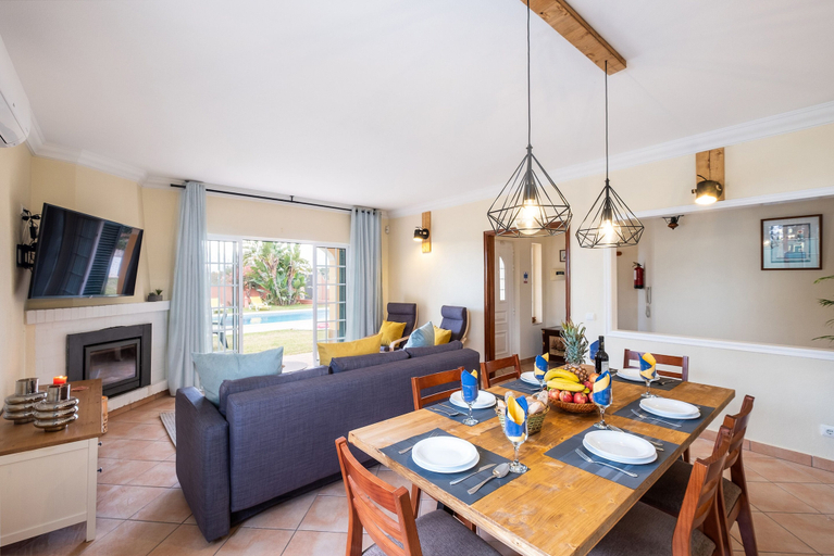 Others 5, Villa Bali, Albufeira