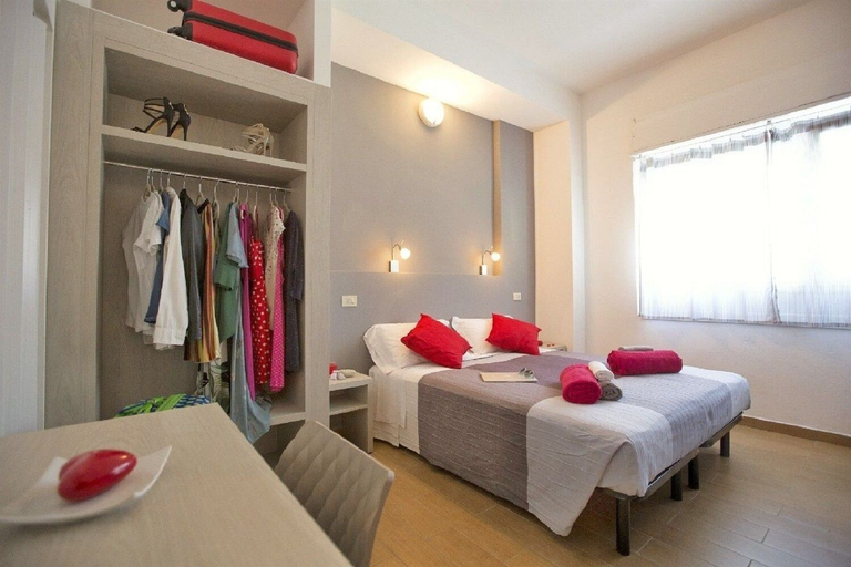 Bedroom 4, Hotel Sabrina Rimini, Rimini