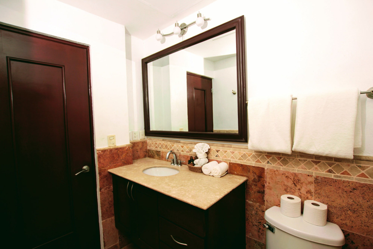 Bathroom 4, Luna Encantada By Your Best Getaway, Cozumel