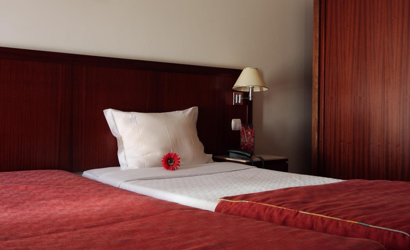 Bedroom 3, Galeria Suite Hotel, Aveiro