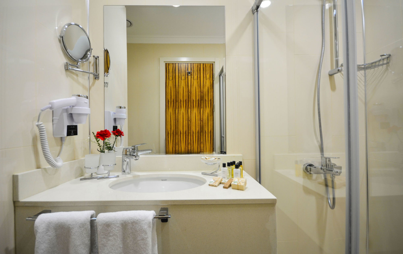 Bathroom 5, Ramada by Wyndham Cappadocia, Ürgüp