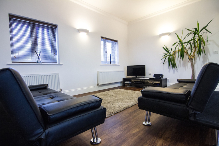 Others 4, iStay - Perceval House, Northamptonshire
