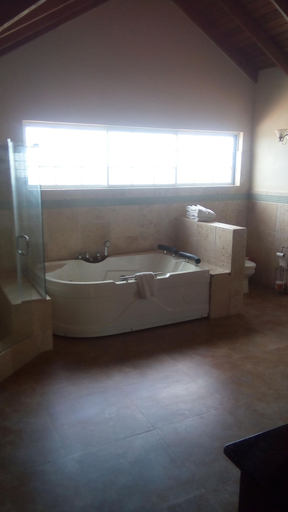 Bathroom 4, Paradise Villa
