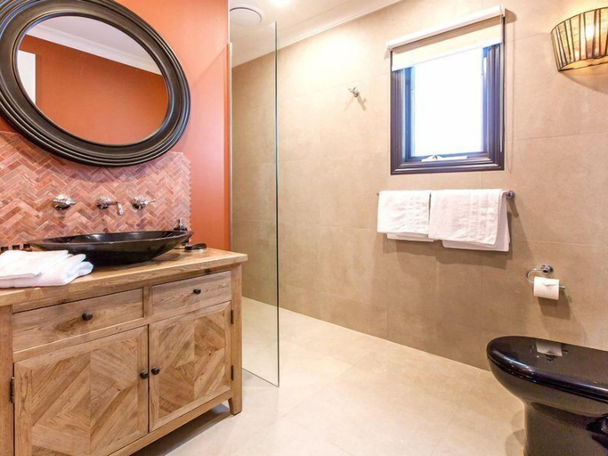 Bathroom 4, Mt Martha Villas, Melbourne