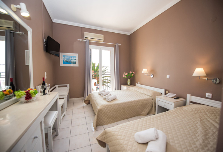 Bedroom 2, Ipsos Di Mare Hotel, Ionian Islands