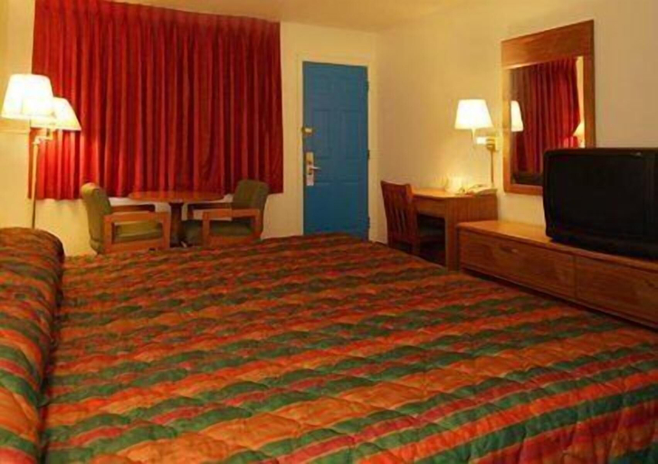 Bedroom 3, Rodeway Inn Liberal, Seward