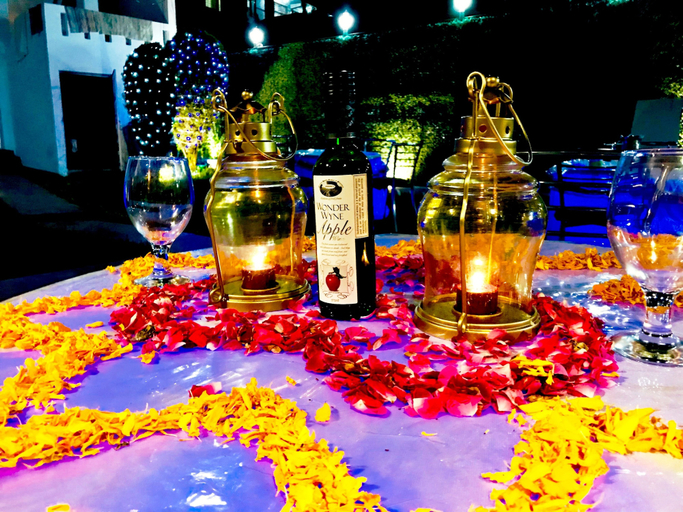 Food & Drinks 5, Hotel Vintage, Kullu