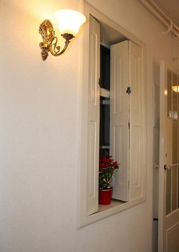 Others 5, B&B Maksimilian, Osijek
