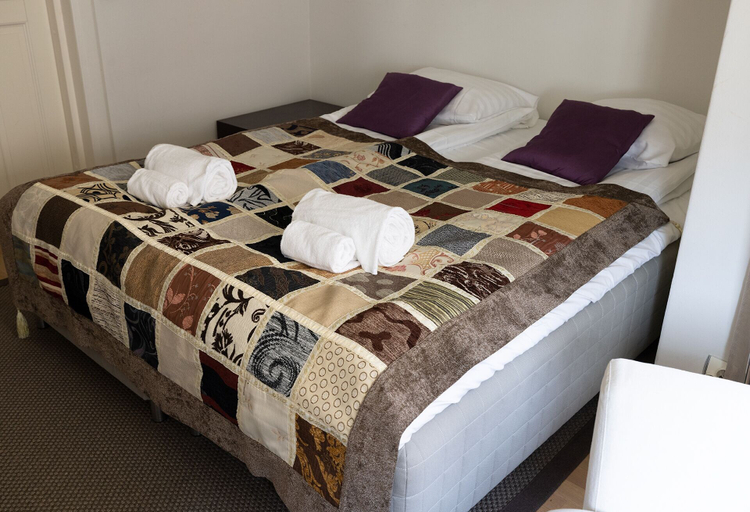 Bedroom 3, 2ndhomes Beautiful 94m2 2BR Home w Sauna, Uusimaa