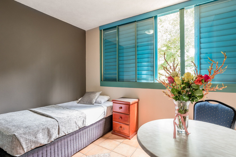 Bedroom 5, Albion Manor, Albion