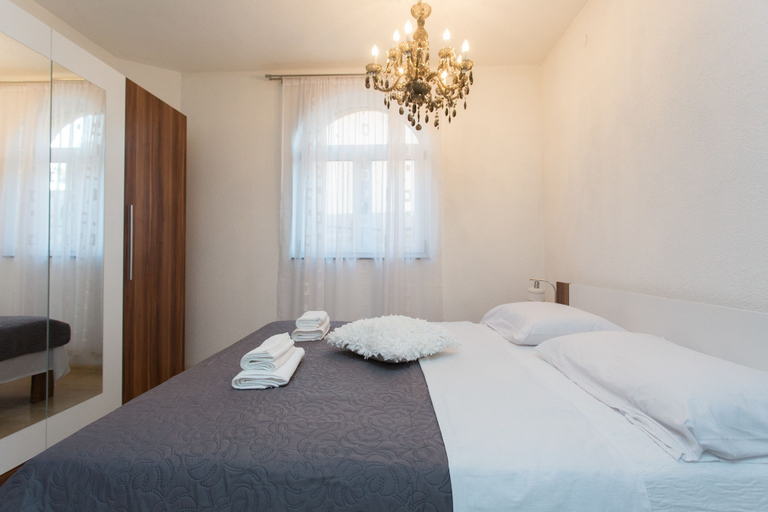 Bedroom 3, Apartments Tea & Nika, Trogir