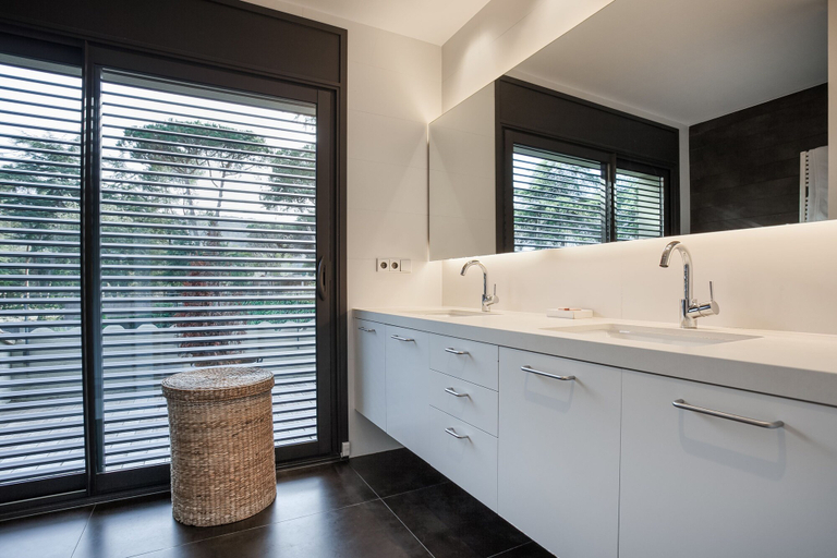 Bathroom 3, Villa Argentonalux, Barcelona