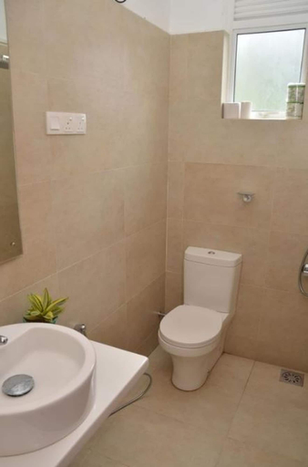Bathroom, Kelaniya Heritage, Kelaniya