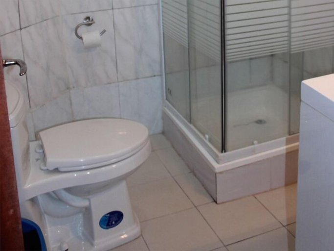 Bathroom 3, Le Best Hotel, Mfoundi