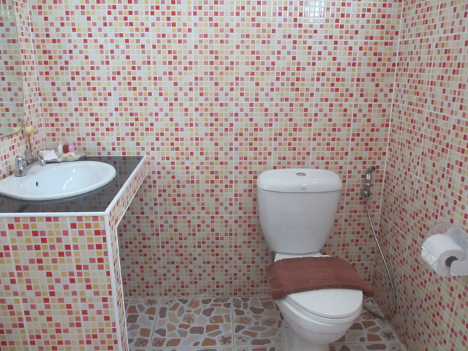 Bathroom 4, Real Relax Resort & Beauty Massage, Mueang Krabi