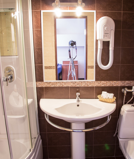 Bathroom 2, Guru Hotel, Ekaterinburg gorsovet