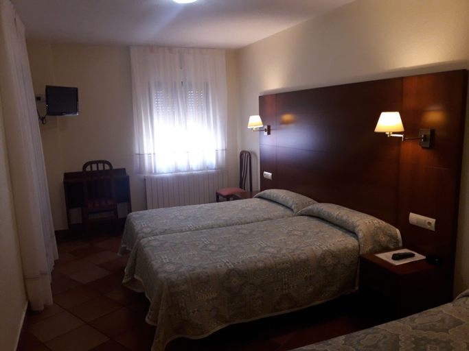 Bedroom 2, Hostal Restaurante Santa Cruz, Salamanca