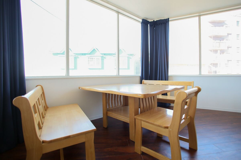 Others 3, Zenibako House 2F, Otaru