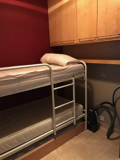 Bedroom, Scorpio B 902, West-Vlaanderen