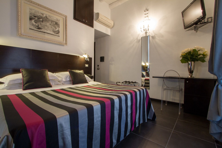 Bedroom 5, Navona Elite, Rome