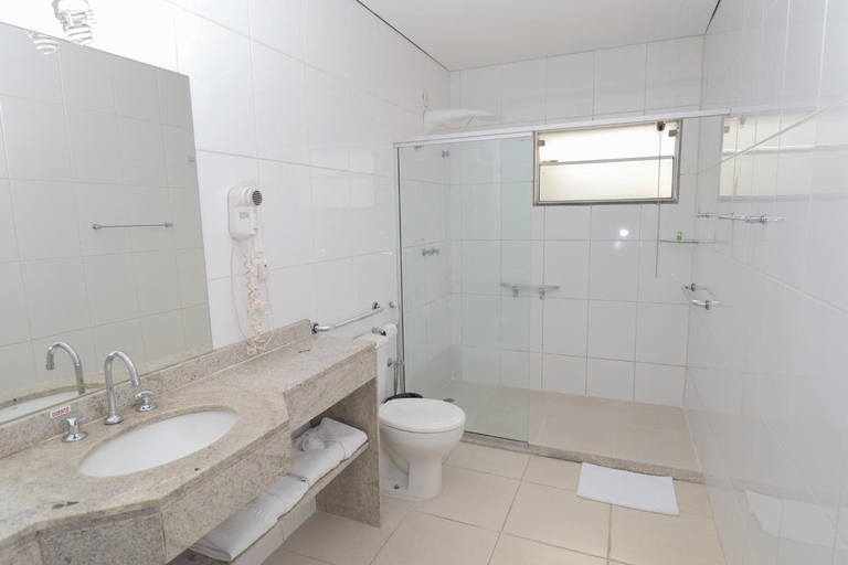 Bathroom 4, Hotel Bramig, Itajubá
