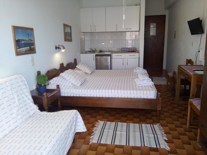 Bedroom 3, Bissias Guest House, Attica